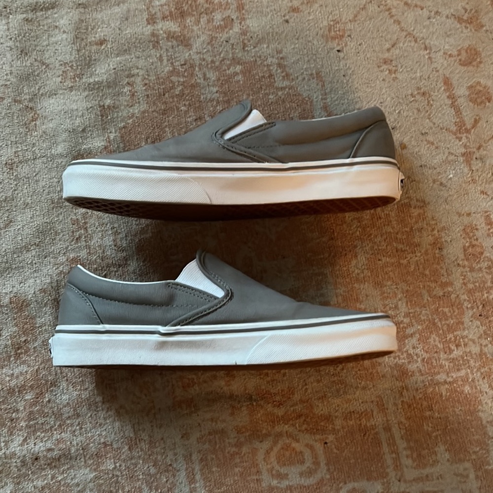 Womens grey Vans size 7.5 - Picture 2 of 6